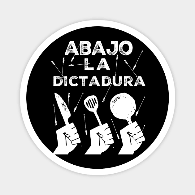 abajo la dictadura cuba Magnet by livania